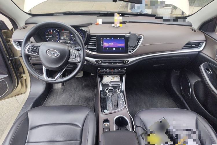 Used GAC Trumpchi GA4 2018 200T Automatic Luxury Edition Center Console
