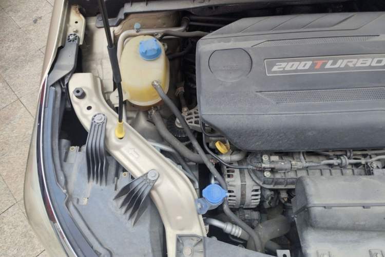 Used GAC Trumpchi GA4 2018 200T Automatic Luxury Edition Engine Bay Right