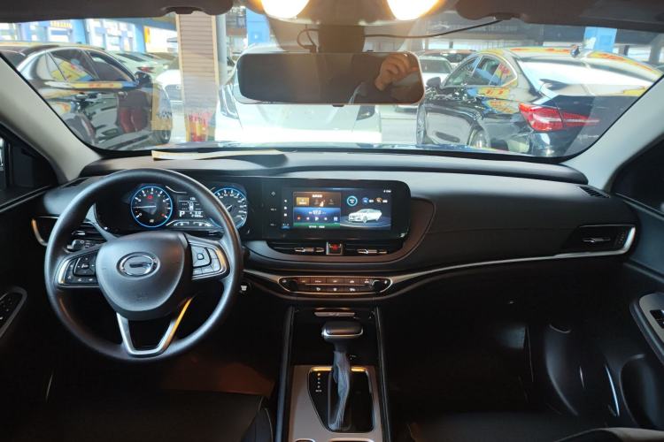 Used GAC Trumpchi GA4 2021 PLUS 235T Automatic Prestige Edition Center Console