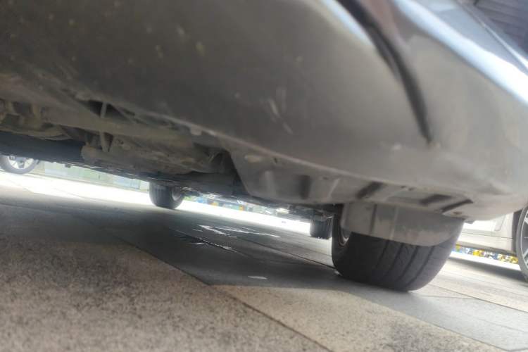 Used GAC Trumpchi GA4 2021 PLUS 235T Automatic Prestige Edition Chassis Front Left