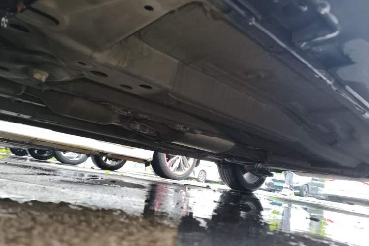 Used GAC Trumpchi GA4 2021 PLUS 235T Automatic Prestige Edition Chassis Front Left