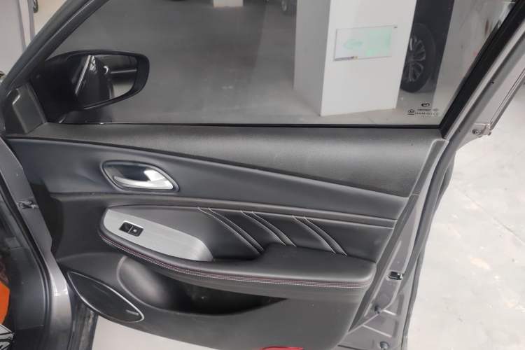 Used GAC Trumpchi GA4 2021 PLUS 235T Automatic Prestige Edition Right Front Door Interior