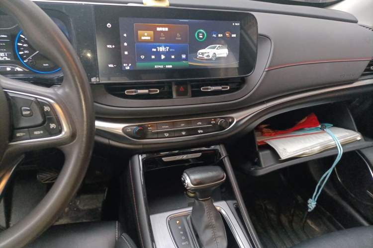 Used GAC Trumpchi GA4 2021 PLUS 235T Automatic Prestige Edition Audio And AC Panel
