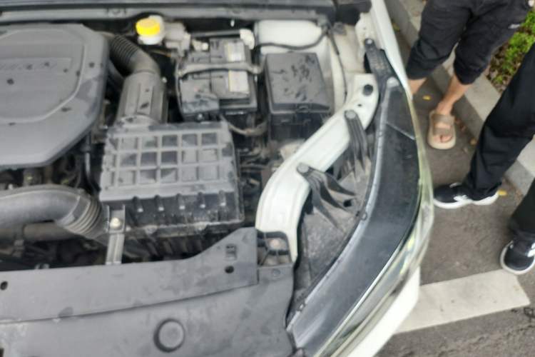 Used GAC Trumpchi GA4 2021 PLUS 235T Automatic Prestige Edition Engine Bay Left
