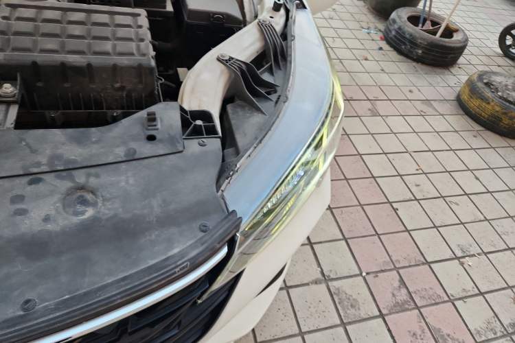 Used GAC Trumpchi GA4 2021 PLUS 235T Automatic Prestige Edition Engine Bay Left