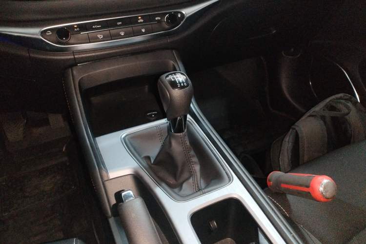 Used GAC Trumpchi GA4 2021 PLUS 235T Manual Elite Edition Gear Lever