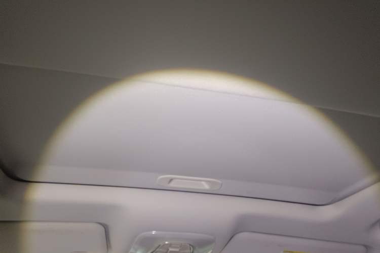 Used GAC Trumpchi GA4 2021 PLUS 235T Automatic Prestige Edition Headliner