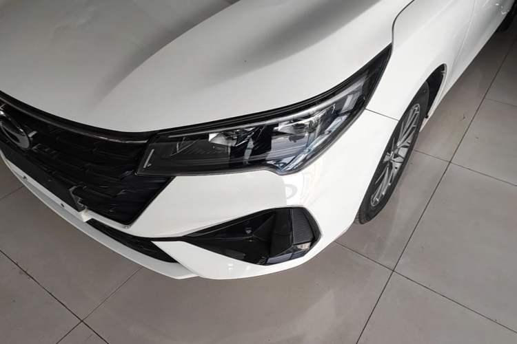 Used GAC Trumpchi GA4 2021 PLUS 235T Automatic Prestige Edition Left Front Headlight
