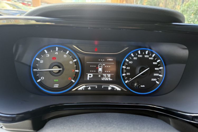 Used GAC Trumpchi GA4 2021 PLUS 235T Automatic Prestige Edition Odometer Close Up