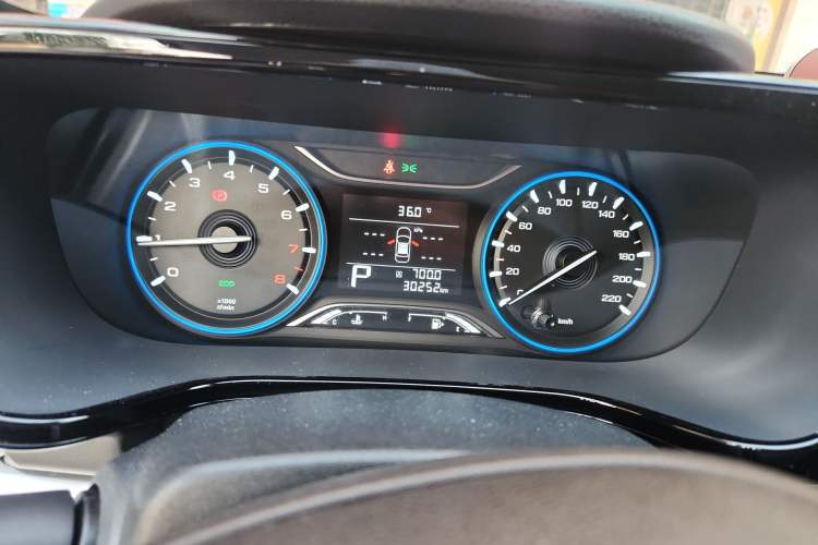 Used GAC Trumpchi GA4 2021 PLUS 235T Automatic Prestige Edition Odometer Close Up