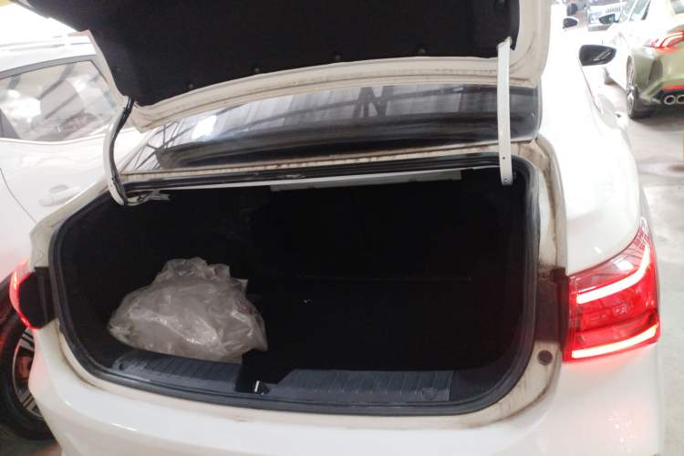 Used GAC Trumpchi GA4 2021 PLUS 235T Manual Elite Edition Trunk