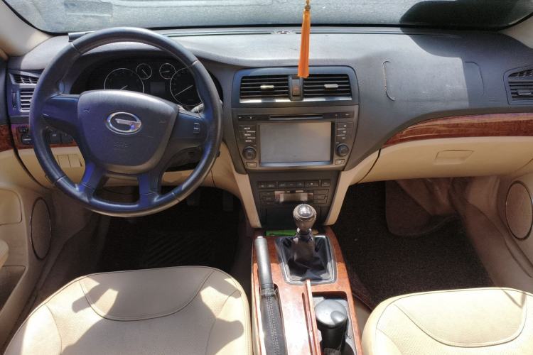 Used GAC Trumpchi GA5 2011 2.0L Manual Elite Edition Center Console