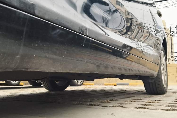 Used GAC Trumpchi GA5 2011 2.0L Automatic Elite Edition Chassis Front Left