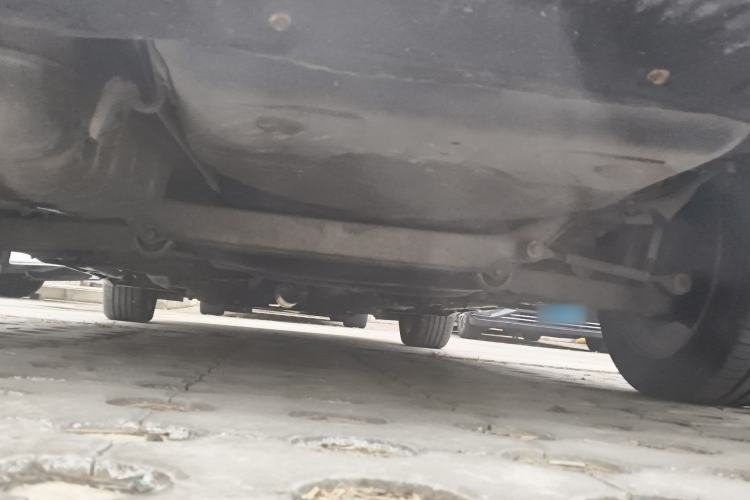 Used GAC Trumpchi GA5 2011 2.0L Automatic Elite Edition Chassis Rear