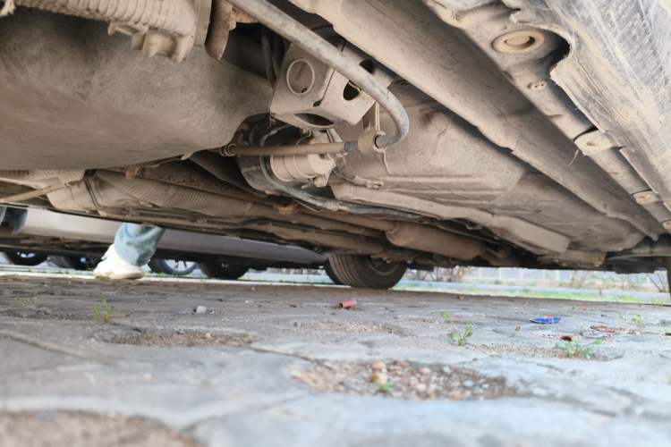 Used GAC Trumpchi GA5 2011 2.0L Manual Elite Edition Chassis Rear Right