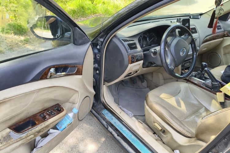 Used GAC Trumpchi GA5 2011 2.0L Manual Elite Edition Driver Seat