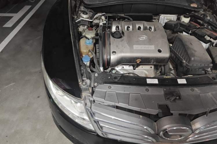 Used GAC Trumpchi GA5 2011 2.0L Automatic Elite Edition Engine Bay Right