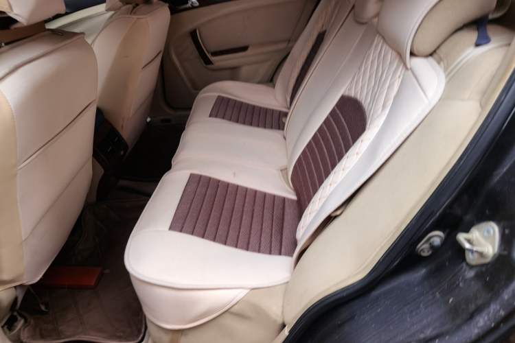 Used GAC Trumpchi GA5 2011 2.0L Manual Comfort Edition Left Rear Seat