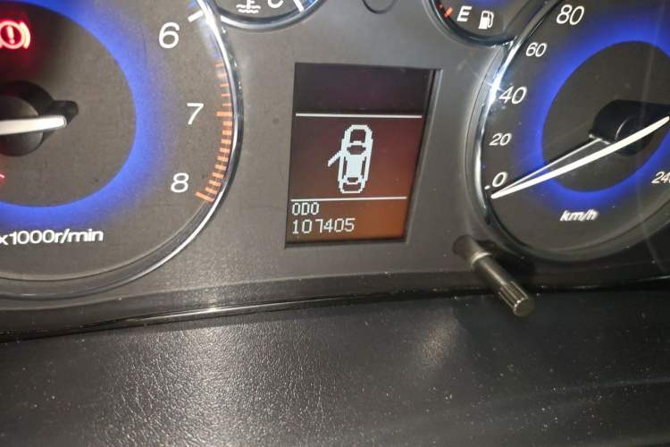 Used GAC Trumpchi GA5 2011 2.0L Manual Elite Edition Odometer Close Up