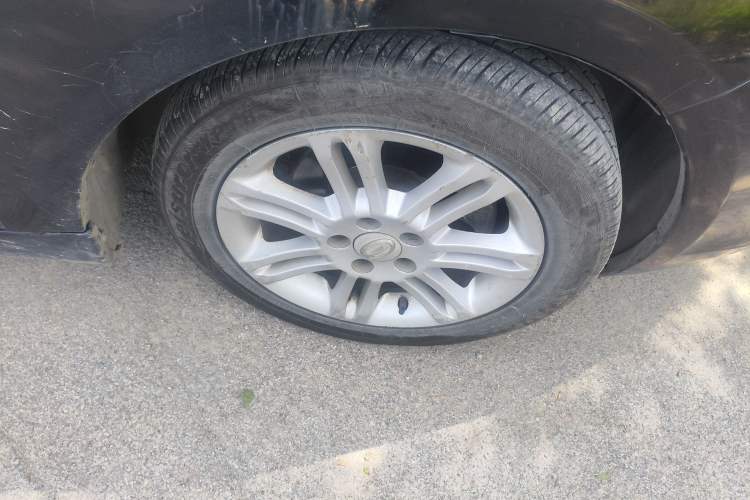 Used GAC Trumpchi GA5 2011 2.0L Manual Elite Edition Right Front Wheel Hub