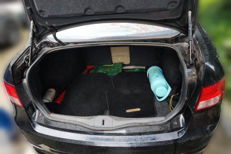 Used GAC Trumpchi GA5 2011 2.0L Manual Comfort Edition Trunk