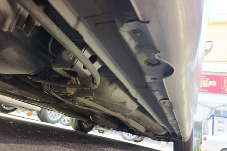 Used GAC Trumpchi GA5 2011 2.0L Manual Elite Edition Chassis Rear Right