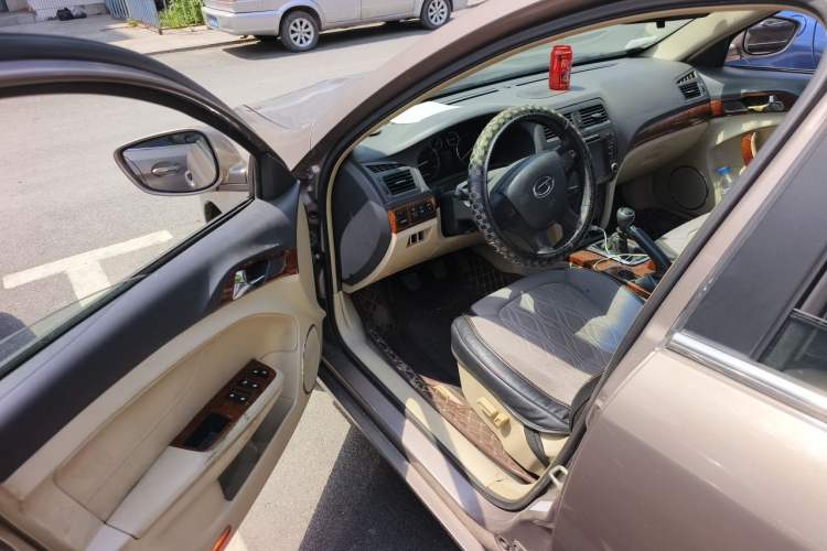 Used GAC Trumpchi GA5 2011 2.0L Manual Elite Edition Driver Seat