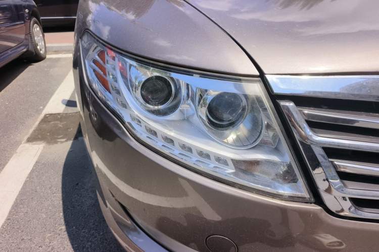 Used GAC Trumpchi GA5 2011 2.0L Manual Elite Edition Right Front Headlight