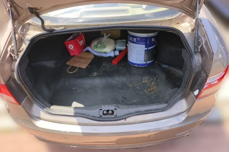 Used GAC Trumpchi GA5 2011 2.0L Manual Elite Edition Trunk