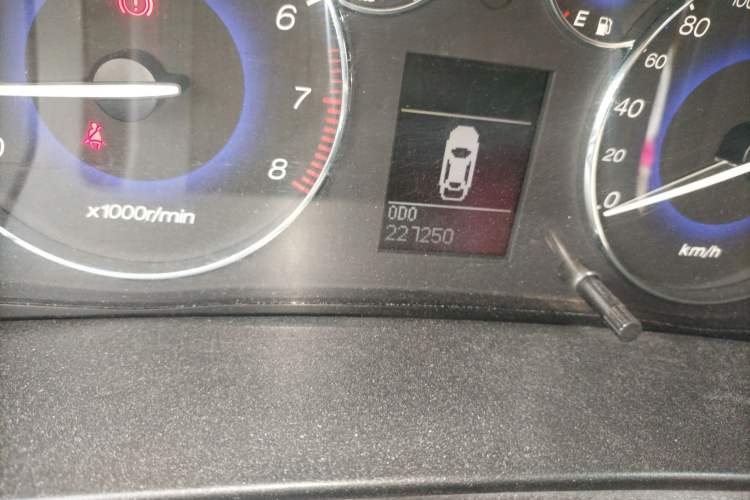 Used GAC Trumpchi GA5 2011 2.0L Manual Elite Edition Odometer Close Up