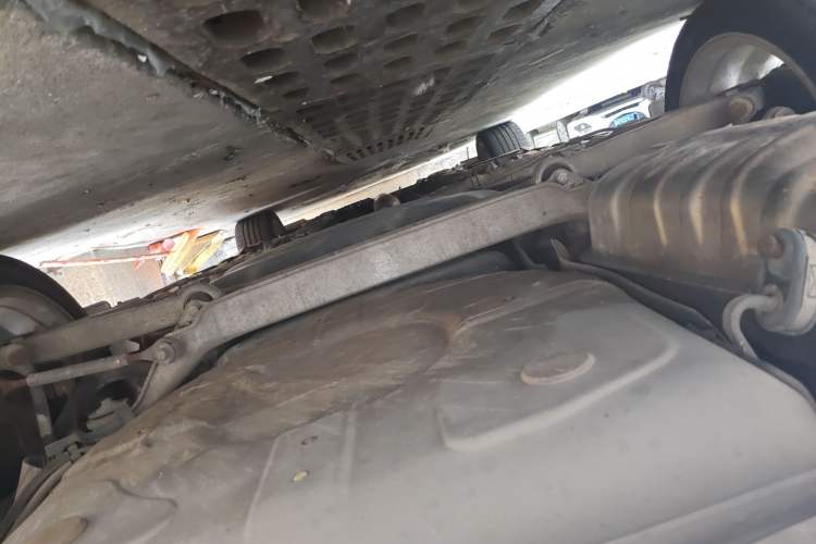 Used GAC Trumpchi GA5 2011 2.0L Automatic Elite Edition Chassis Rear