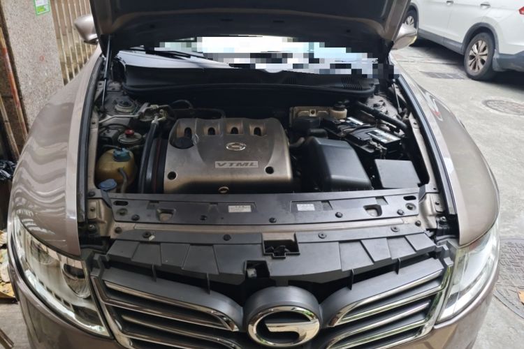 Used GAC Trumpchi GA5 2011 2.0L Automatic Elite Edition Engine Bay