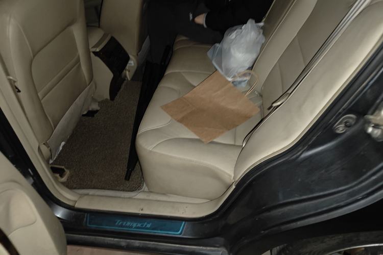 Used GAC Trumpchi GA5 2011 2.0L Automatic Elite Edition Left Rear Seat