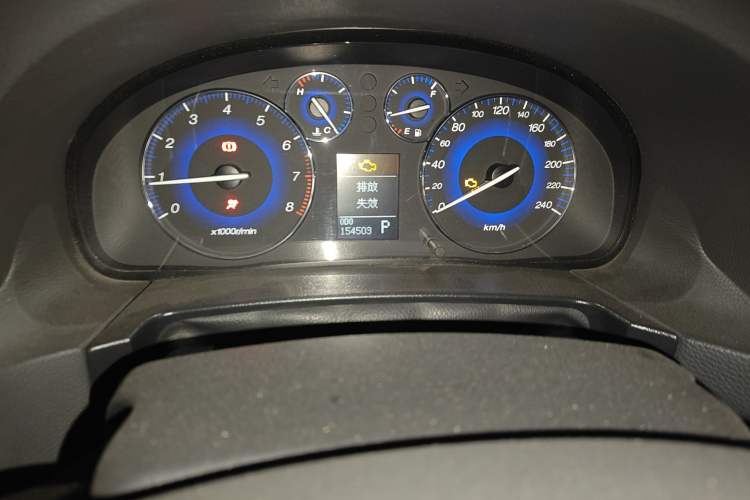 Used GAC Trumpchi GA5 2011 2.0L Automatic Elite Edition Odometer Close Up