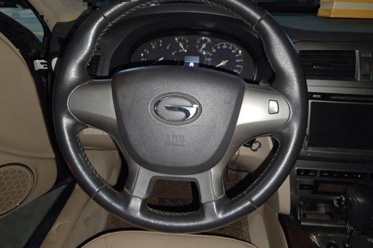 Used GAC Trumpchi GA5 2011 2.0L Automatic Elite Edition Steering Wheel