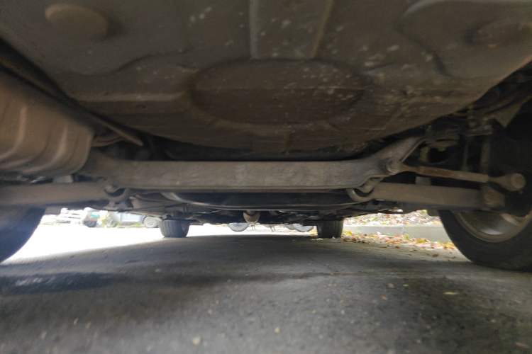Used GAC Trumpchi GA5 2011 2.0L Automatic Elite Edition Chassis Rear