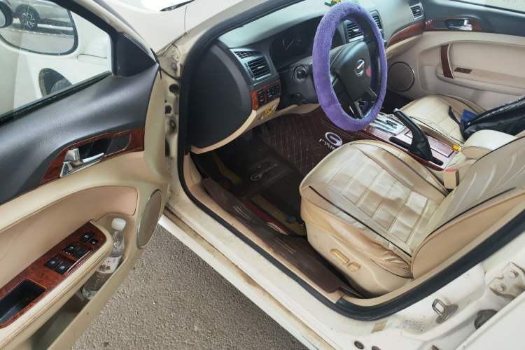 Used GAC Trumpchi GA5 2011 2.0L Automatic Elite Edition Driver Seat