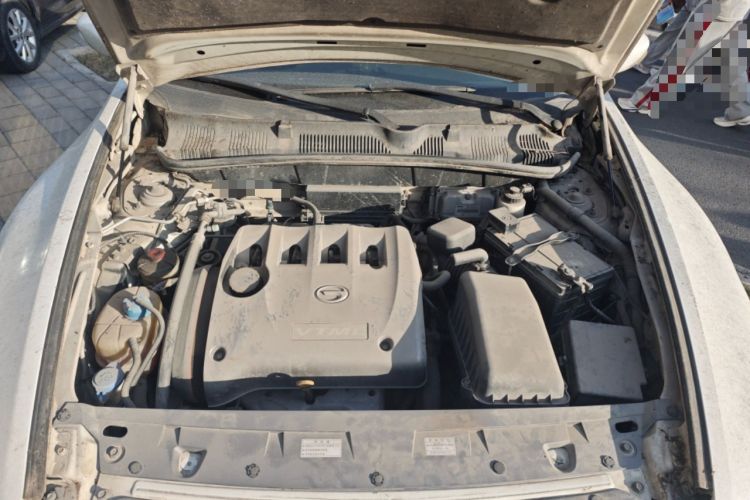 Used GAC Trumpchi GA5 2011 2.0L Automatic Elite Edition Engine Bay