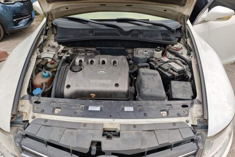 Used GAC Trumpchi GA5 2011 2.0L Automatic Elite Edition Engine Bay