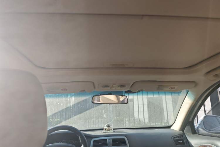 Used GAC Trumpchi GA5 2011 2.0L Automatic Elite Edition Headliner