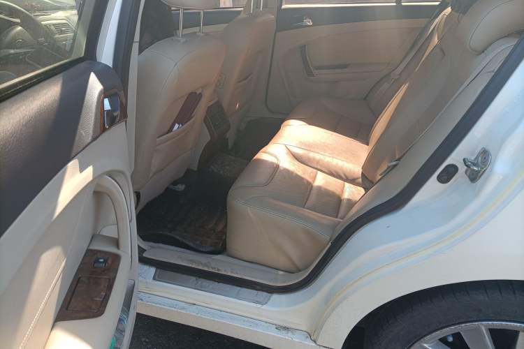 Used GAC Trumpchi GA5 2011 2.0L Automatic Luxury Edition Left Rear Seat
