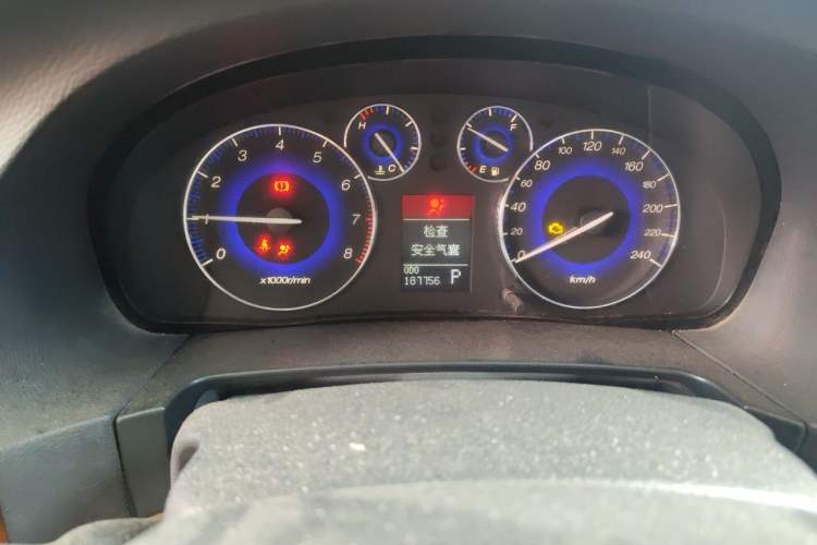 Used GAC Trumpchi GA5 2011 2.0L Automatic Elite Edition Odometer Close Up