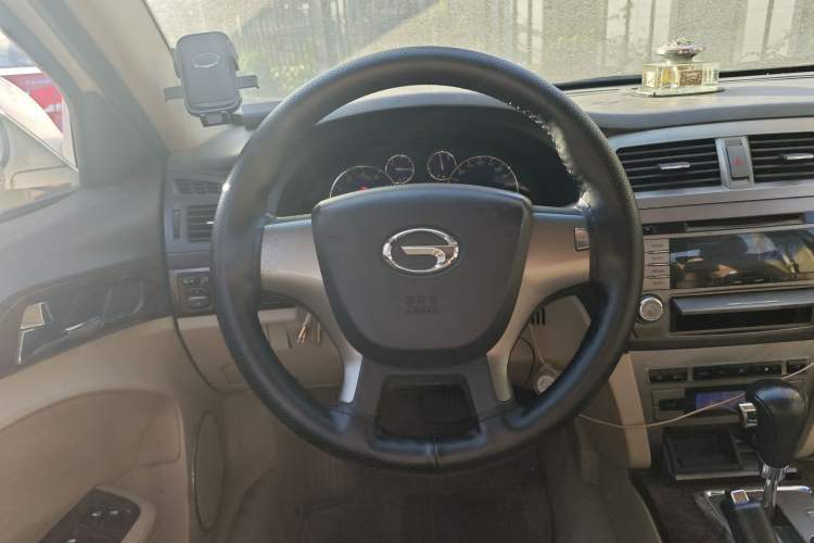 Used GAC Trumpchi GA5 2011 2.0L Automatic Elite Edition Steering Wheel