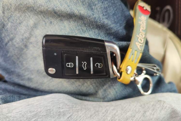 Used GAC Trumpchi GA5 2011 2.0L Automatic Elite Edition Vehicle Key
