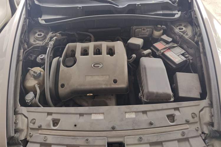 Used GAC Trumpchi GA5 2011 2.0L Automatic Prestige Edition Engine Bay