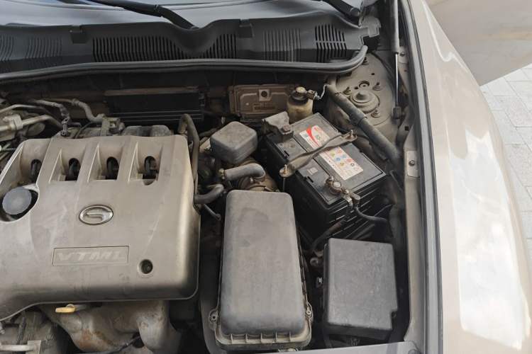 Used GAC Trumpchi GA5 2011 2.0L Automatic Elite Edition Engine Bay Left