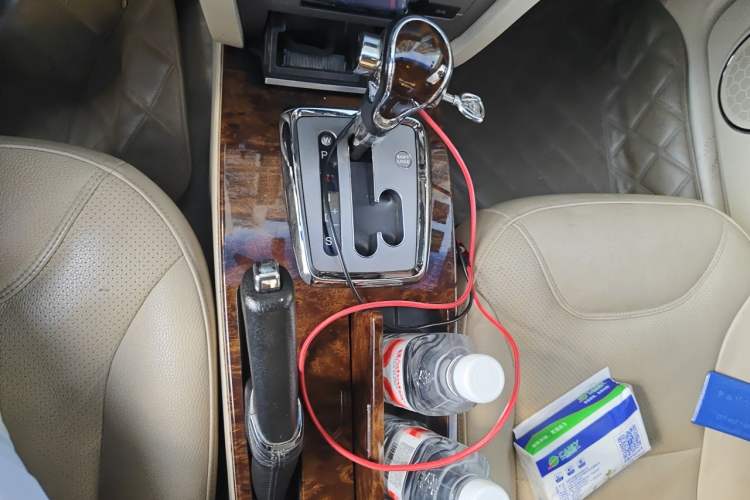 Used GAC Trumpchi GA5 2011 2.0L Automatic Elite Edition Gear Lever