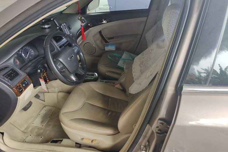 Used GAC Trumpchi GA5 2011 2.0L Automatic Prestige Edition Left Front Seat