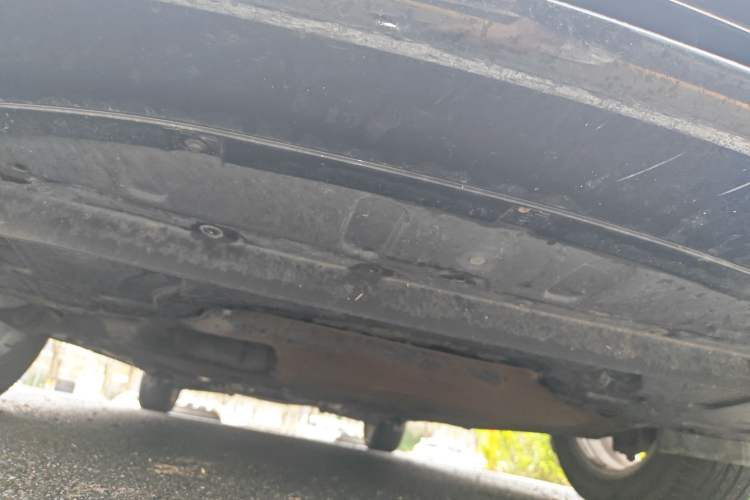 Used GAC Trumpchi GA5 2012 2.0L Automatic Elite Edition Chassis Front