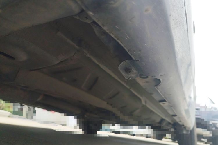 Used GAC Trumpchi GA5 2012 2.0L Automatic Elite Edition Chassis Front Left